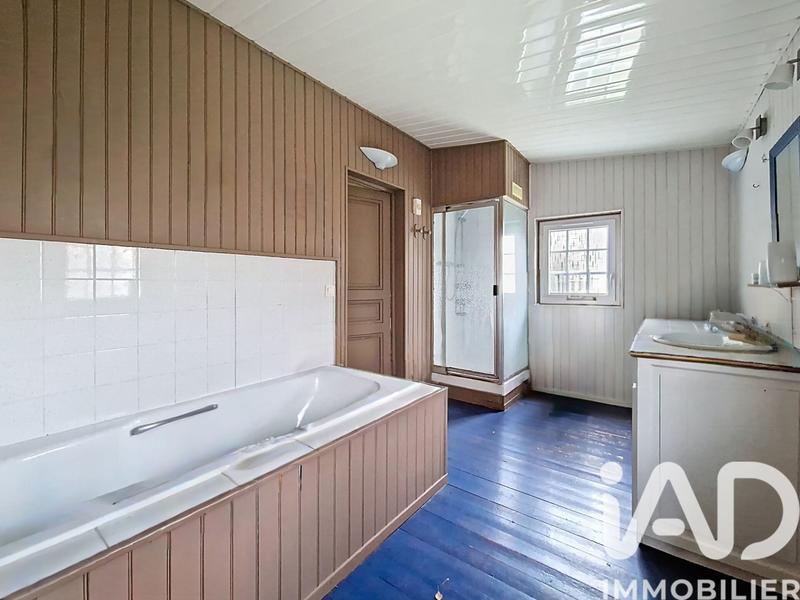 Maison - 101 m² - 5 pièces