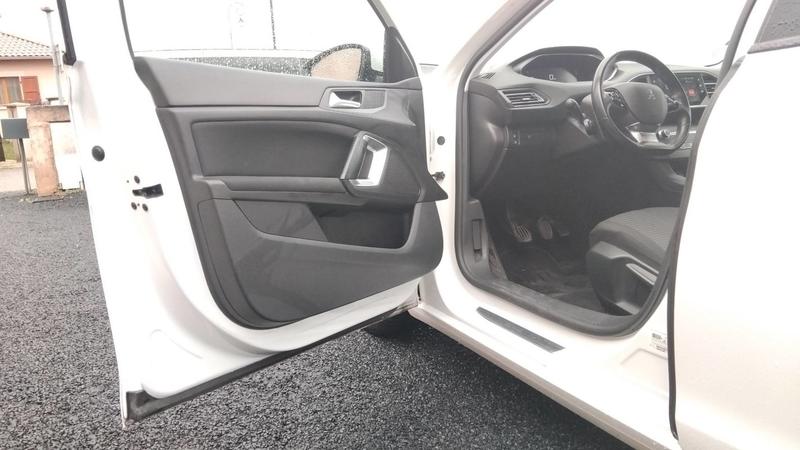 Peugeot 308 II 1.2 PureTech 110 Style - Première main