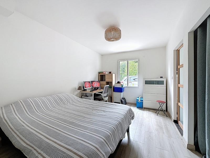 Maison - 178 m² - 8 pièces