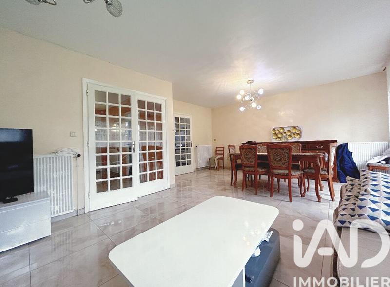 Maison - 98 m² - 4 pièces