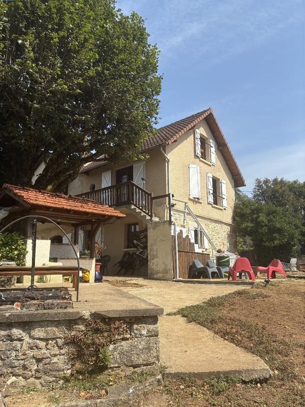 Maison - 140 m² - 6 pièces