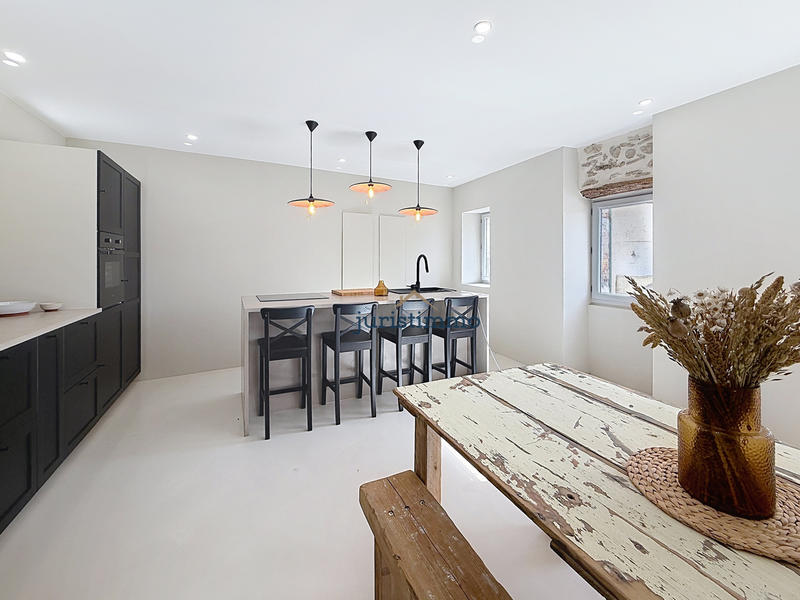 Mas - 103 m² - 3 pièces