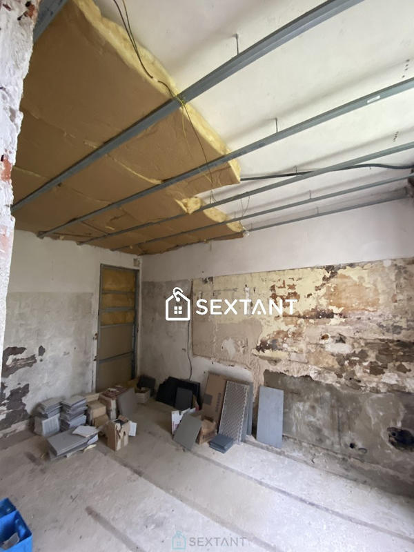 Maison - 200 m² - 5 pièces