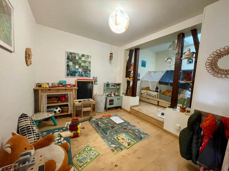 Appartement - 80 m² - 3 pièces