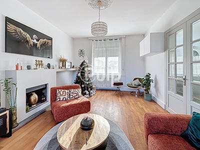 Maison bourgeoise - 142 m² - 6 pièces