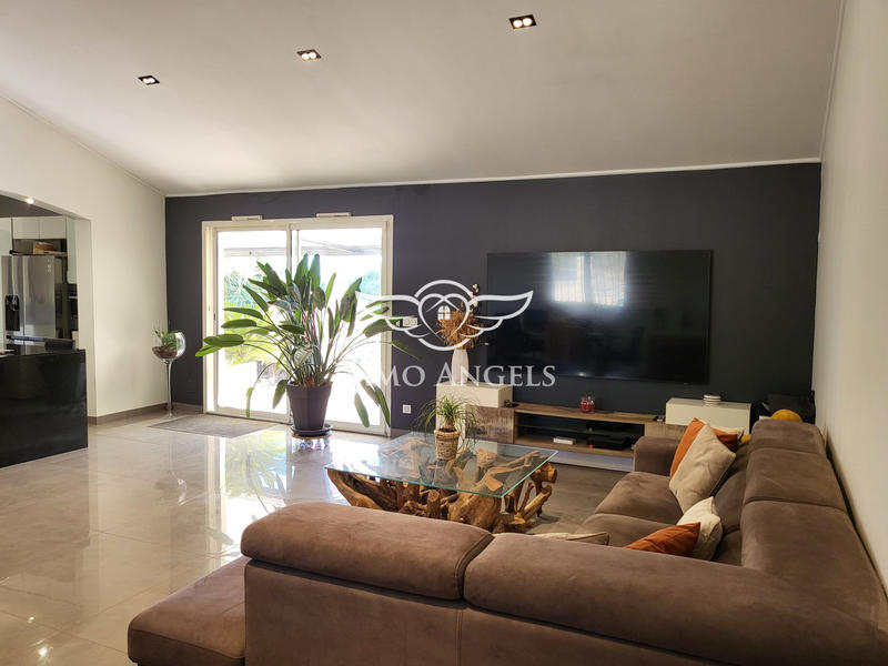 Maison - 192 m² - 8 pièces