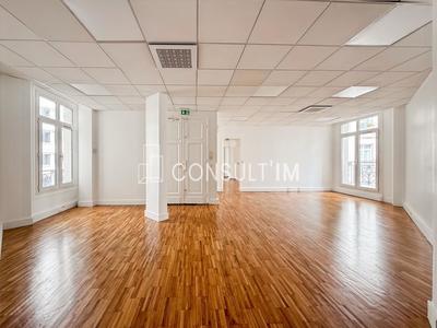 Bureau - 163 m²