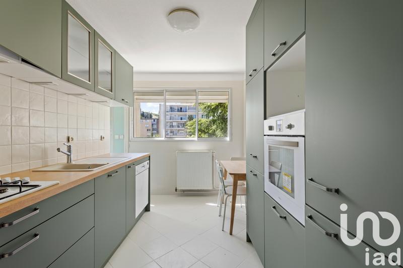 Appartement - 102 m² - 5 pièces