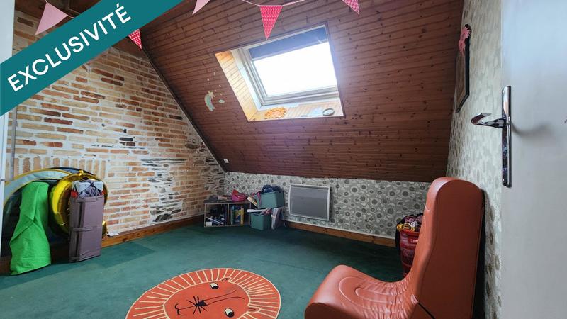 Appartement - 210 m² - 9 pièces