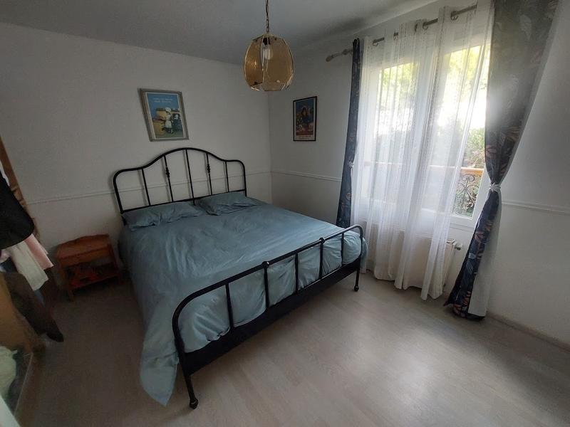 Maison - 196 m² - 9 pièces