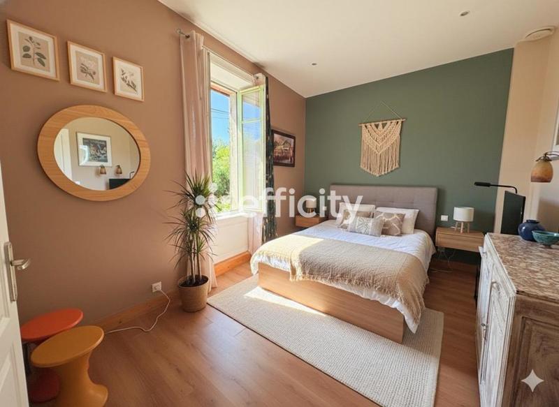 Maison - 103 m² - 4 pièces