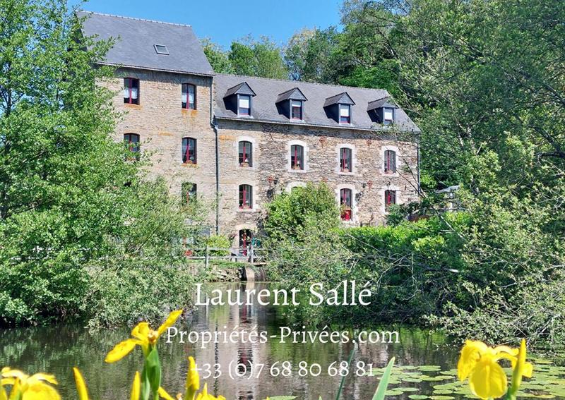 Moulin - 621 m² - 16 pièces