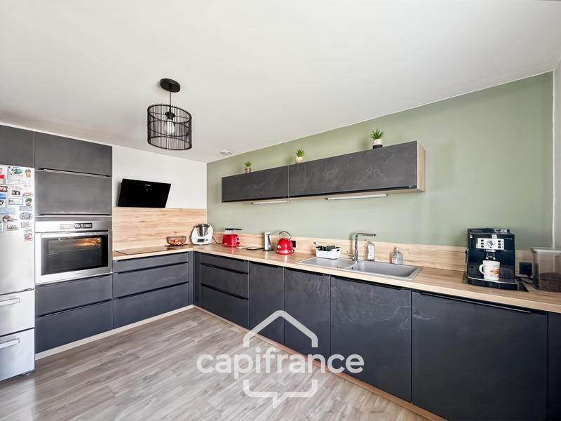 Maison - 122 m² - 6 pièces