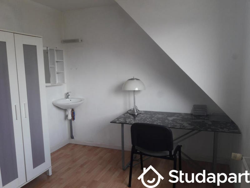 Maison - 10 m² - 1 pièce