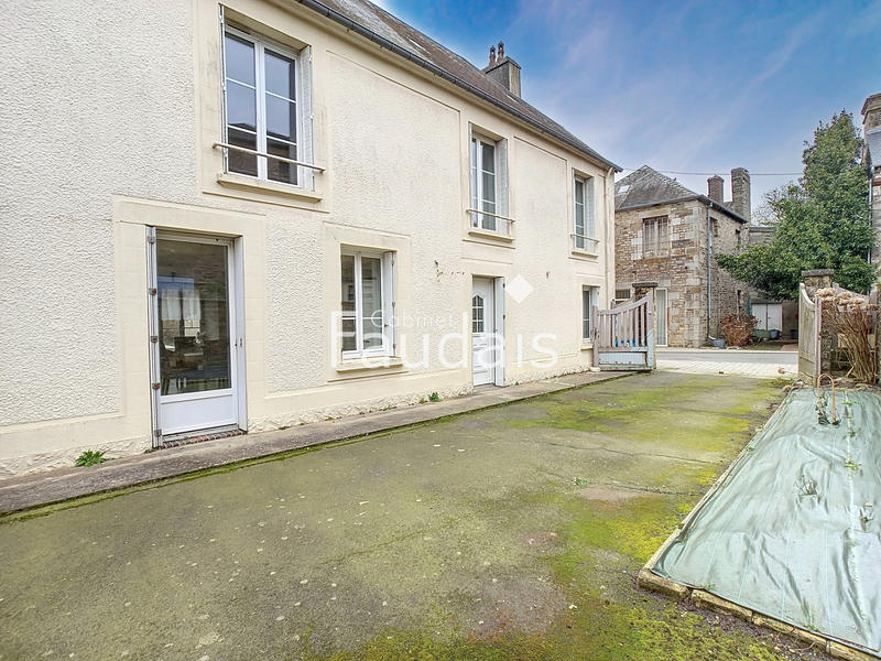 Maison - 160 m² - 6 pièces