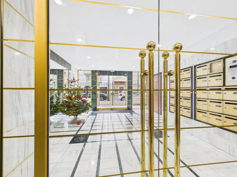 Appartement ancien - 68 m² - 3 pièces