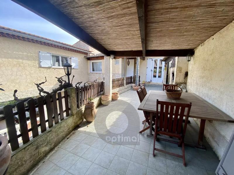 Maison de ville - 210 m² - 7 pièces