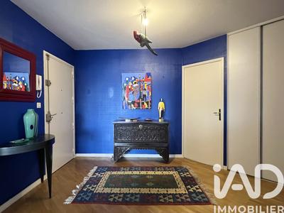 Appartement - 93 m² - 4 pièces