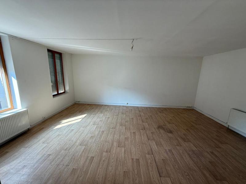 Maison - 300 m² - 7 pièces