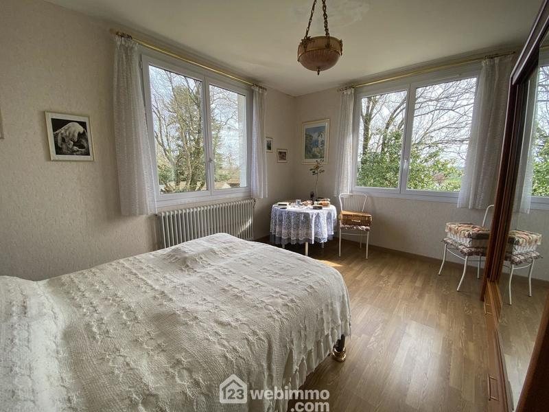 Maison - 350 m² - 14 pièces