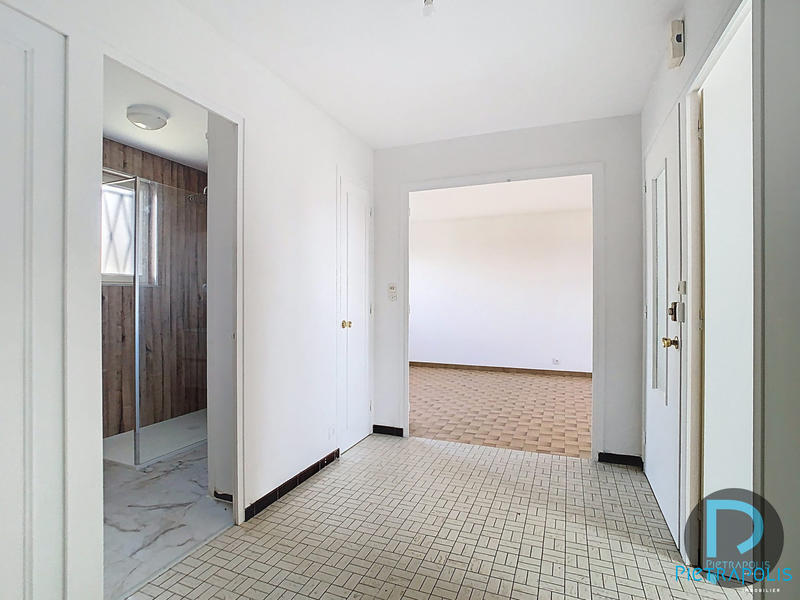 Maison - 97 m² - 5 pièces