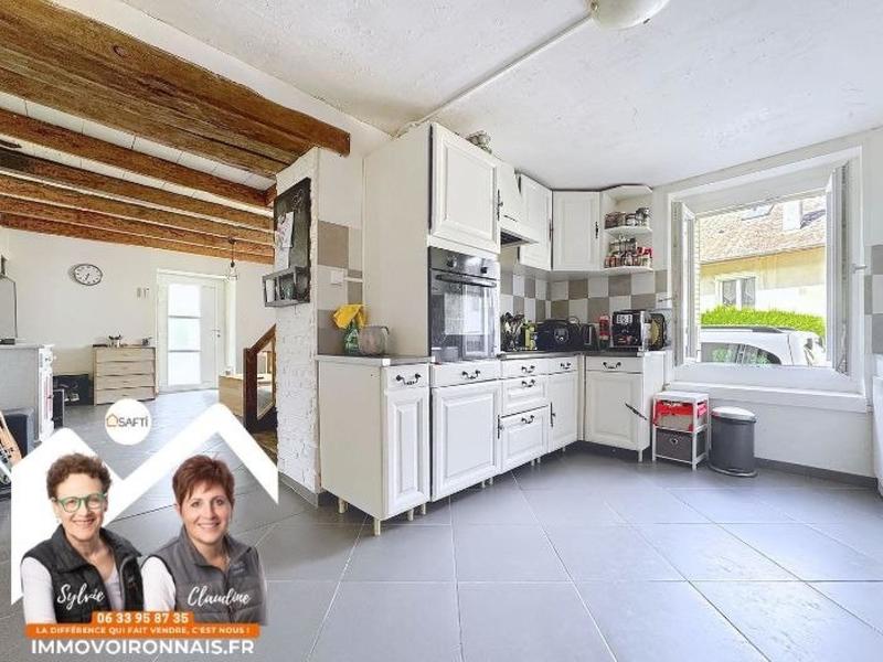 Maison - 94 m² - 6 pièces