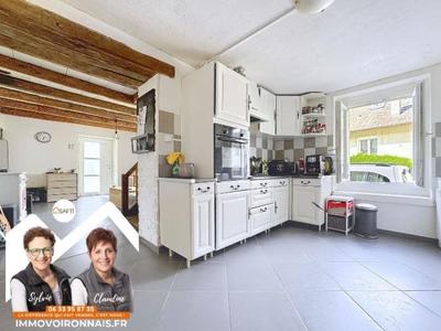 Maison - 94 m² - 6 pièces