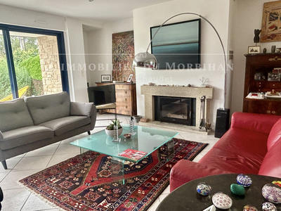 Maison - 122 m² - 5 pièces