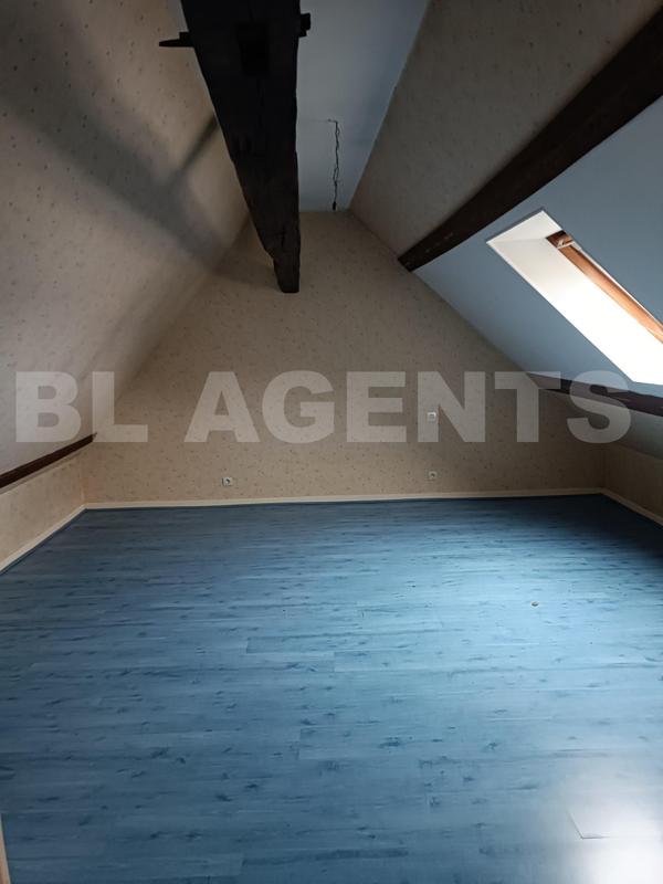 Maison de village - 84 m² - 8 pièces