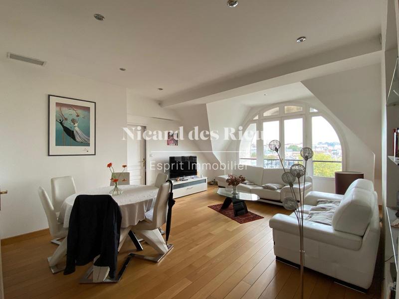 Appartement - 87 m² - 3 pièces