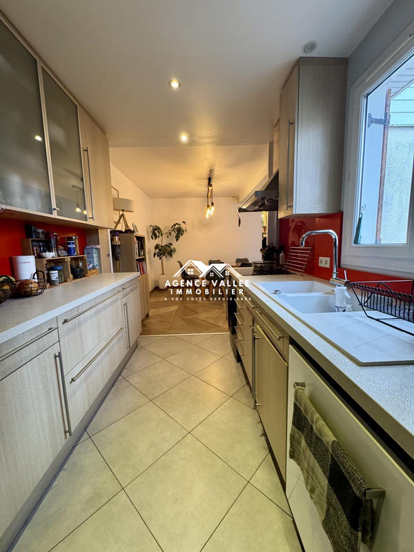 Maison - 100 m² - 6 pièces