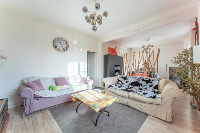 Maison - 150 m² - 6 pièces