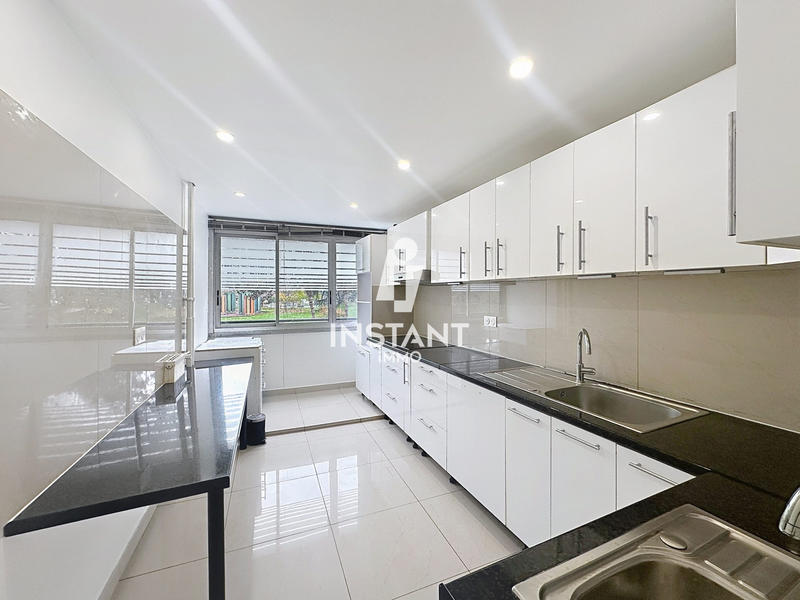 Appartement - 82 m² - 4 pièces