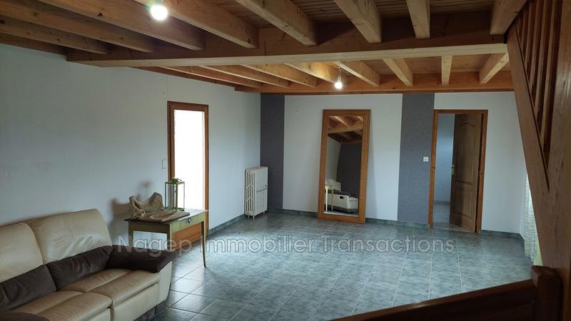 Maison - 200 m² - 8 pièces