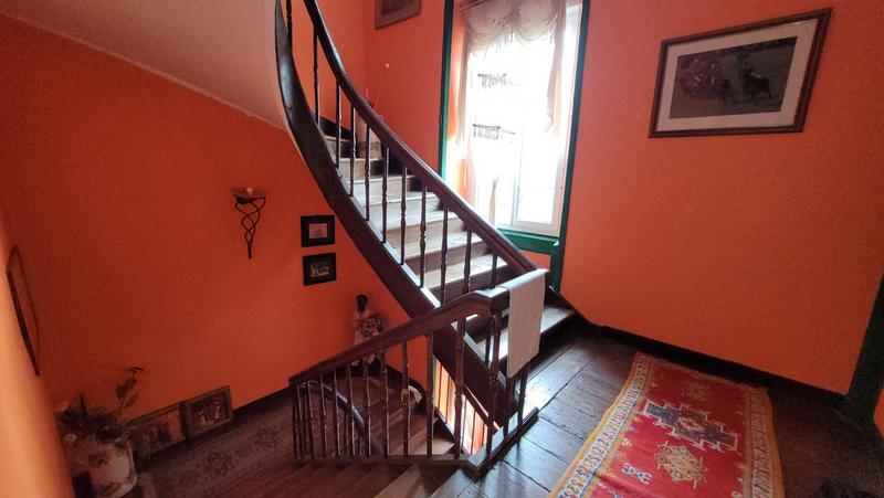 Maison de maîtres - 206 m² - 6 pièces