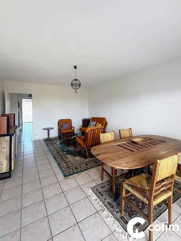 Appartement - 75 m² - 3 pièces