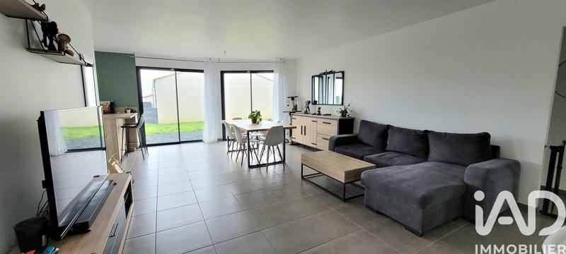 Maison - 90 m² - 5 pièces