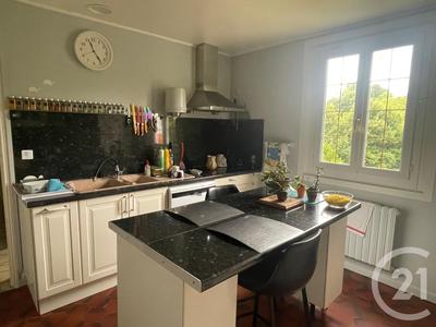 Maison - 127 m² - 6 pièces