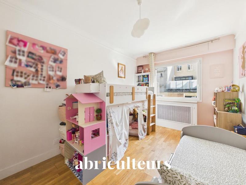 Appartement ancien - 65 m² - 3 pièces