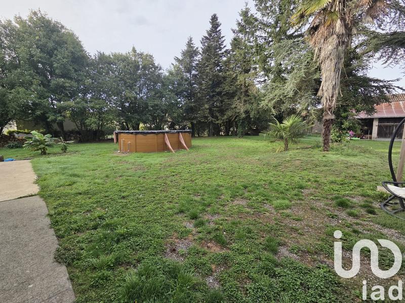 Maison - 270 m² - 10 pièces