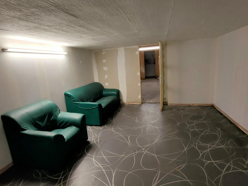 Local commercial - 141 m² - 3 pièces