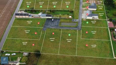 Terrain de lotissements - 843 m²