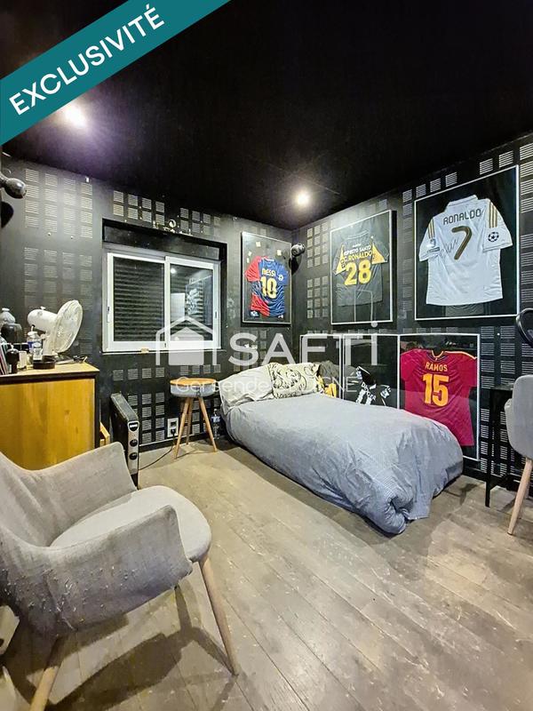 Maison - 140 m² - 5 pièces