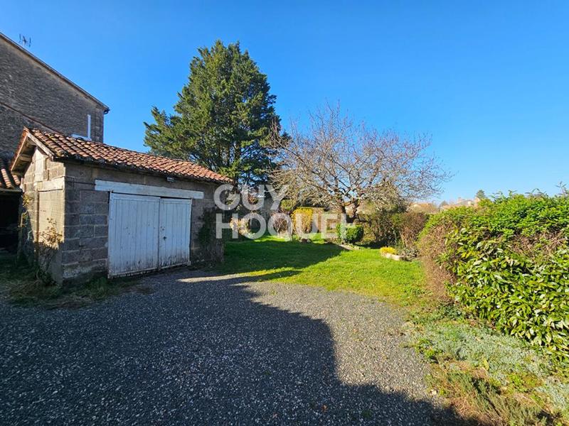 Maison de bourg - 112 m² - 4 pièces