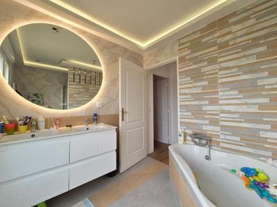 Maison - 154 m² - 5 pièces