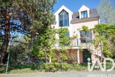 Maison - 162 m² - 6 pièces