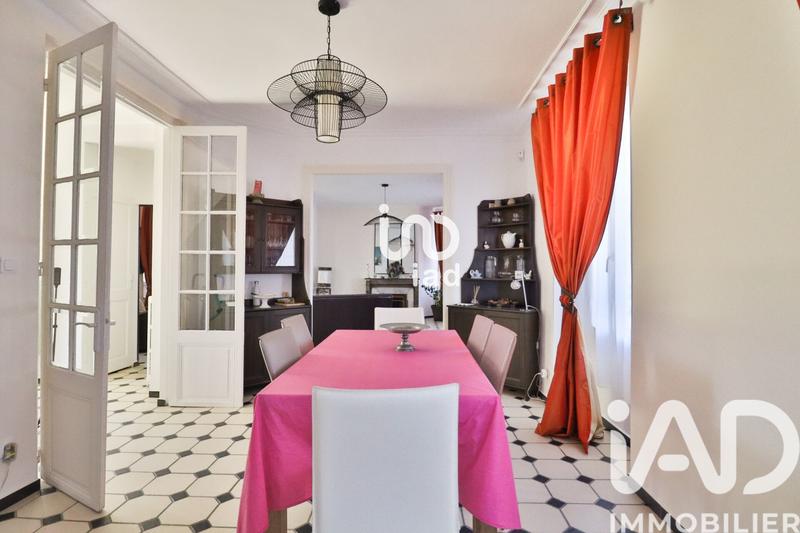 Maison - 180 m² - 7 pièces