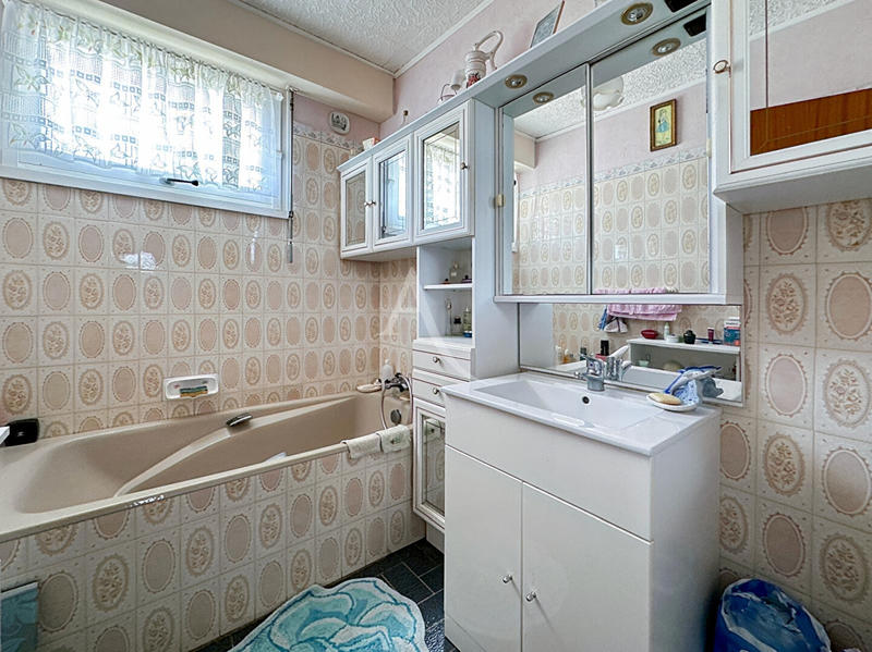 Maison - 162 m² - 6 pièces