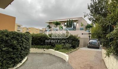 Villa - 80 m² - 4 pièces