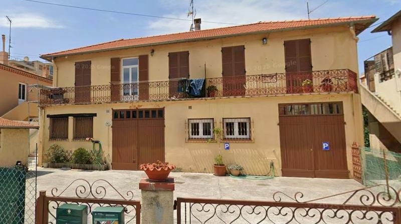 Maison - 81 m² - 3 pièces